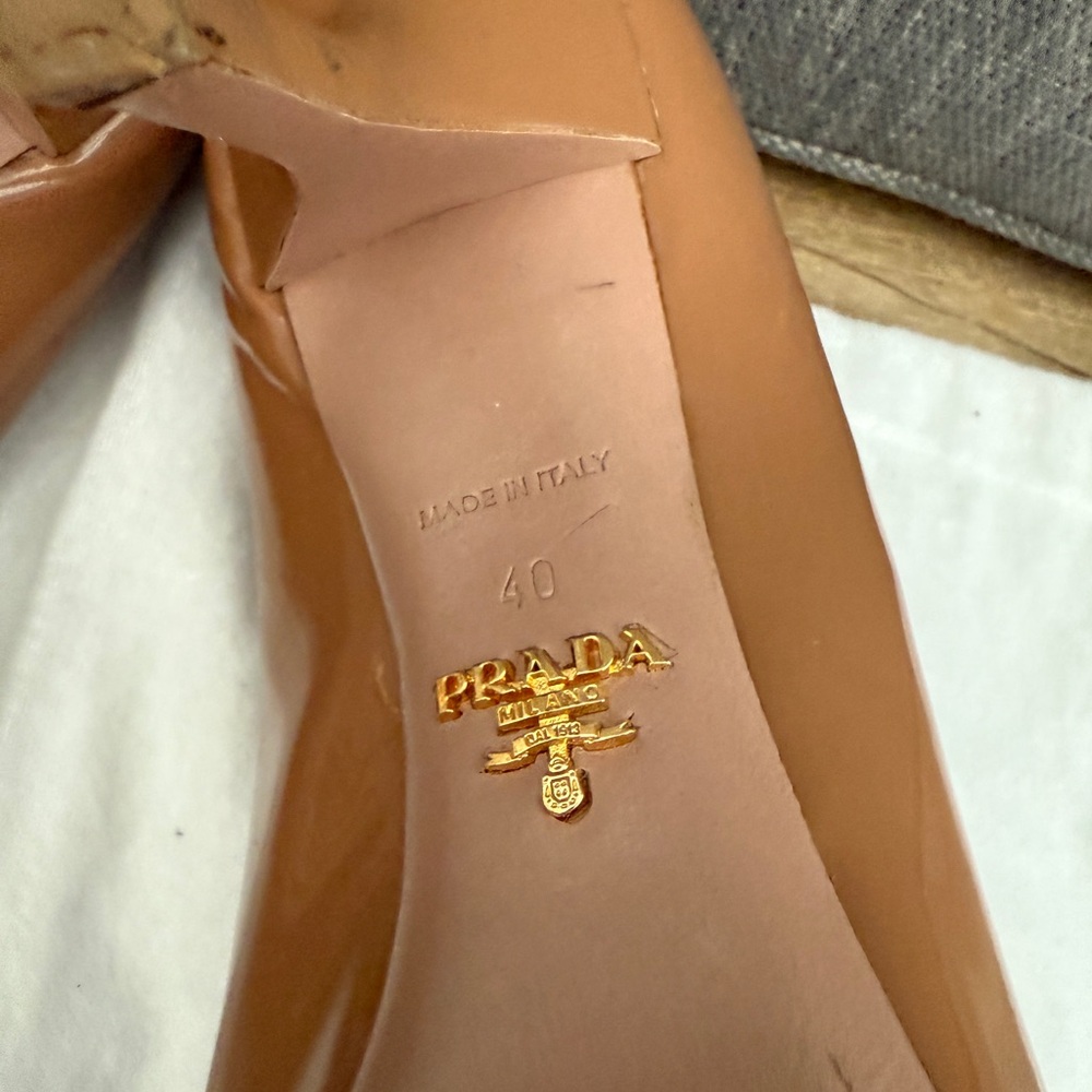 Authentic Prada Patented Leather Tan Heels, Size 40 (fit like US 9.5) - Picture 6 of 11